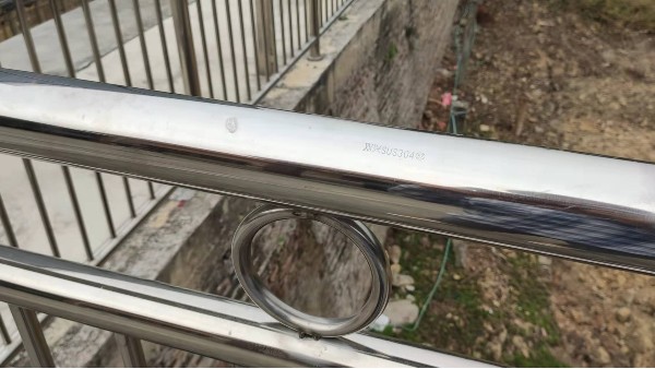 建筑工程用不锈钢管规格厚度如何挑?。? title=