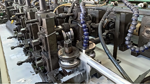 如何选用合适的不锈钢焊管应用于电动滚筒