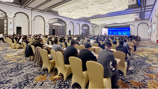 何文波：推动钢铁-钢结构-建筑产业链升级和变革，迎接有钢铁全面支撑的建筑产业新时代