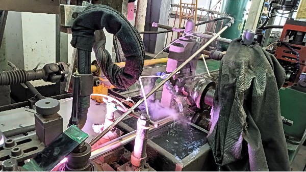 液冷中心管道所需要的不锈钢管，应该如何选择