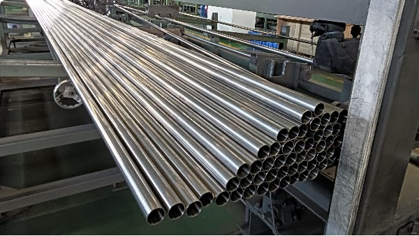 不锈钢管为何成换热器首??？