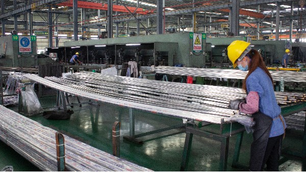 工业流体管的“内在修为”：洁净、耐压与耐腐蚀如何三位一体？